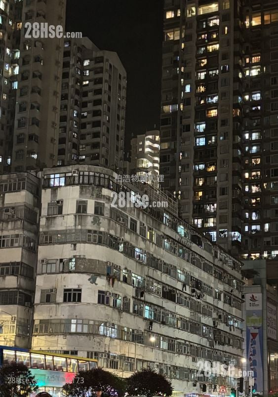 Hing Wah House Sell 3 Bedrooms , 1 Bathroom 722 ft²