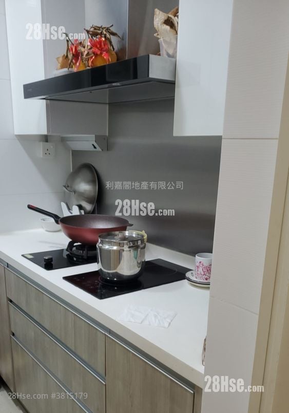 领峰 售盘 3 房 , 2 浴室 733 平方尺