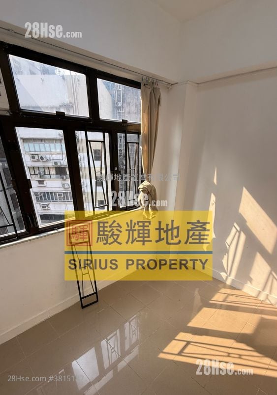 长兴大厦 租盘 1 房 210 平方尺