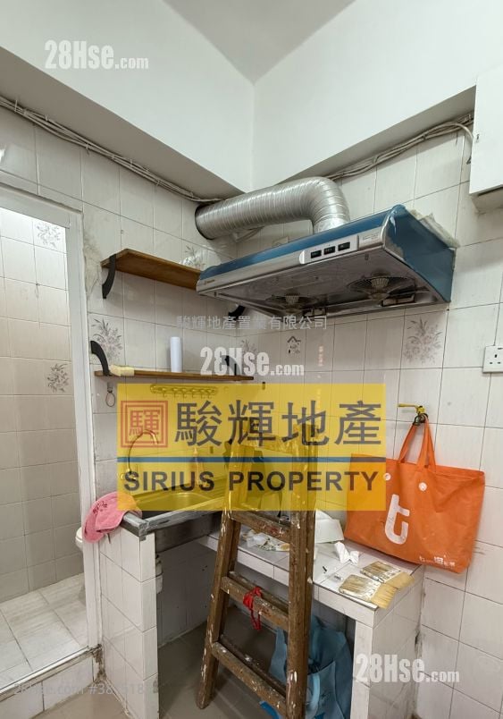 长兴大厦 租盘 1 房 210 平方尺