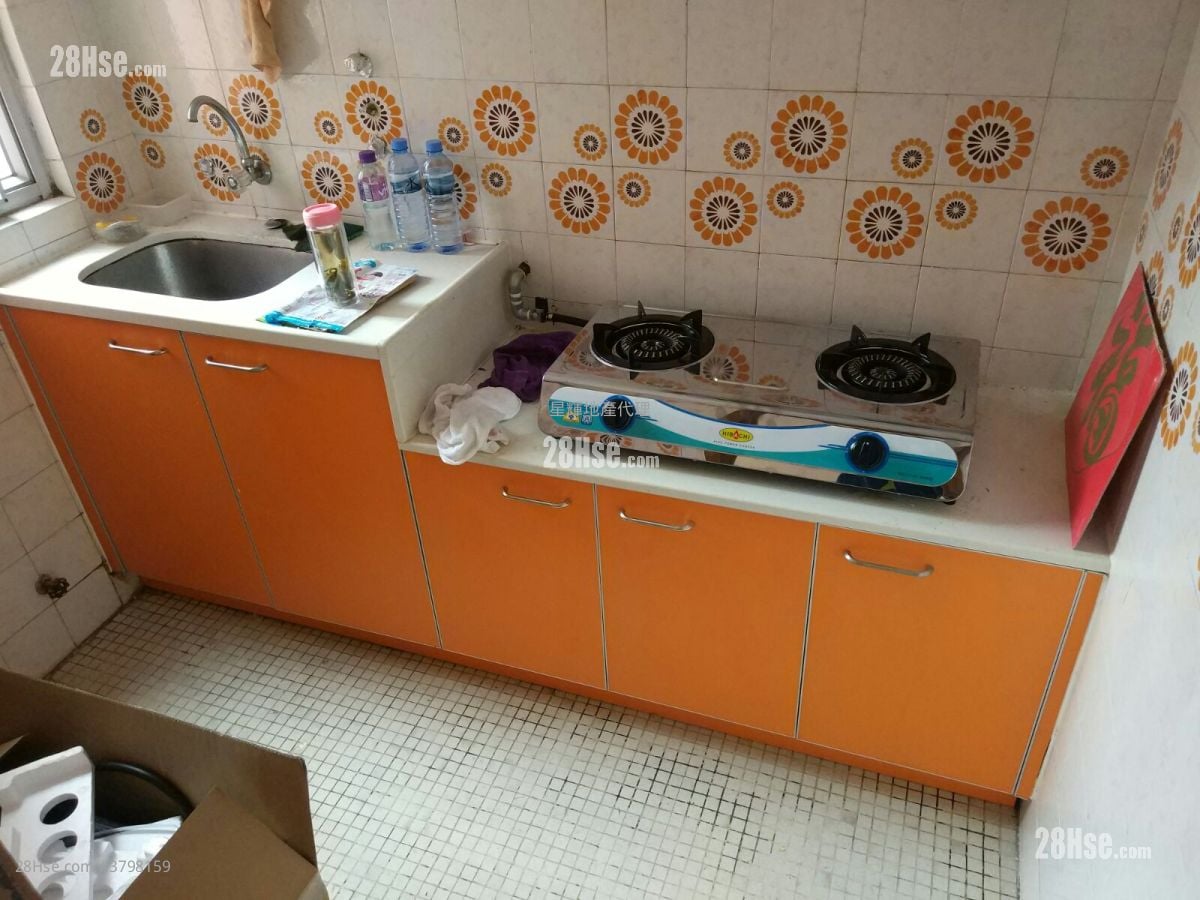 荃湾中心 租盘 2 房 , 1 浴室 377 平方尺