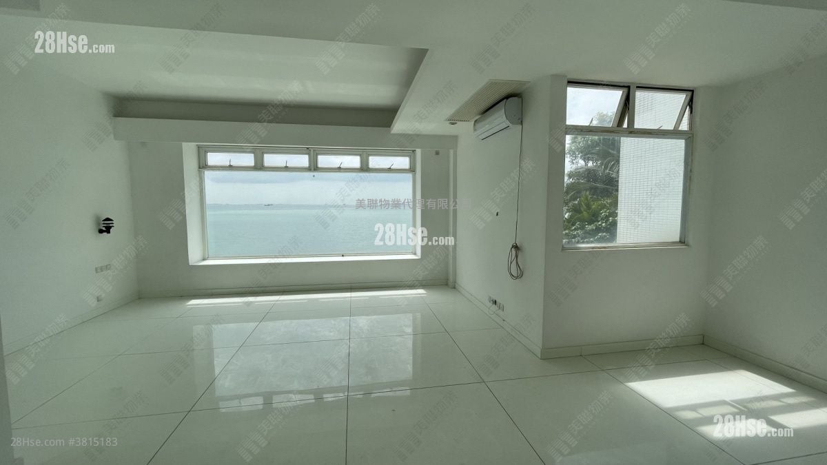 Aqua Blue Sell 4 Bedrooms 2,130 ft²