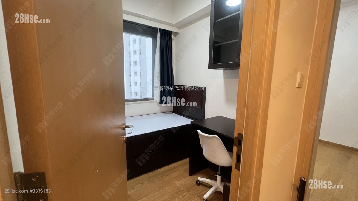 The Papillons Rental 3 Bedrooms , 1 Bathroom 639 ft²