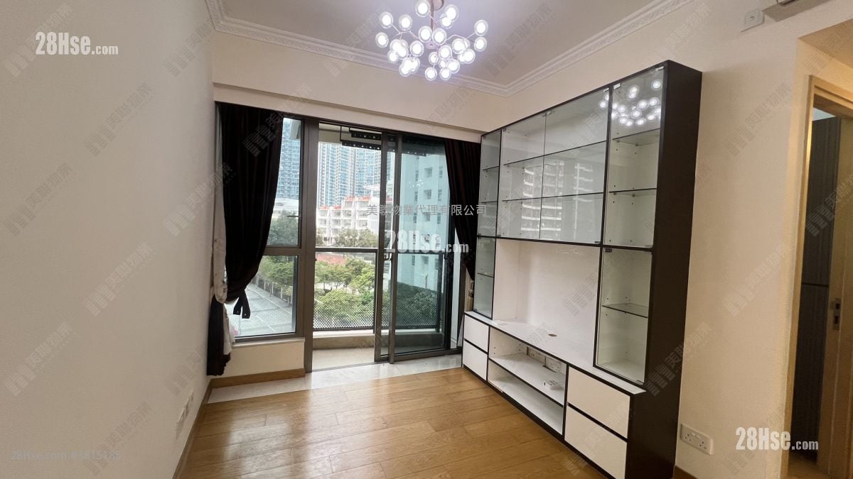 The Papillons Rental 3 Bedrooms , 1 Bathroom 639 ft²