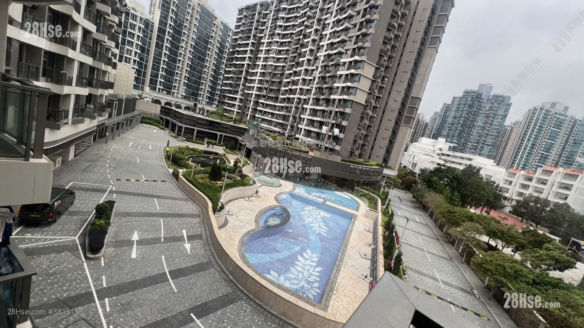 The Papillons Rental 3 Bedrooms , 1 Bathroom 639 ft²