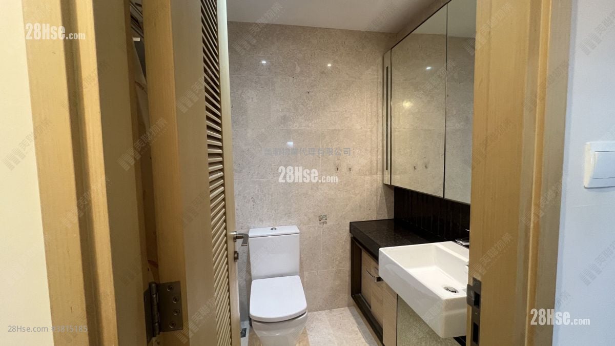 The Papillons Rental 3 Bedrooms , 1 Bathroom 639 ft²