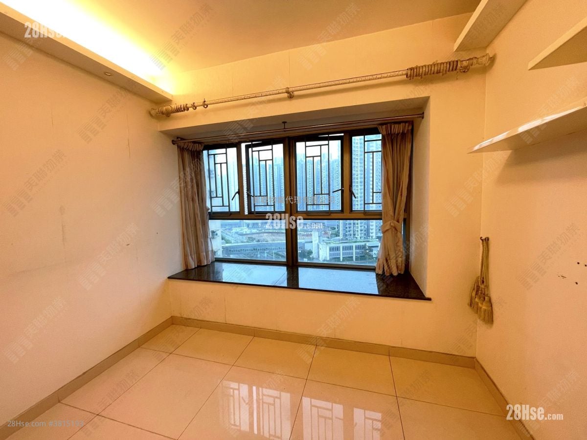 Park Central Rental 3 Bedrooms , 2 Bathrooms 684 ft²