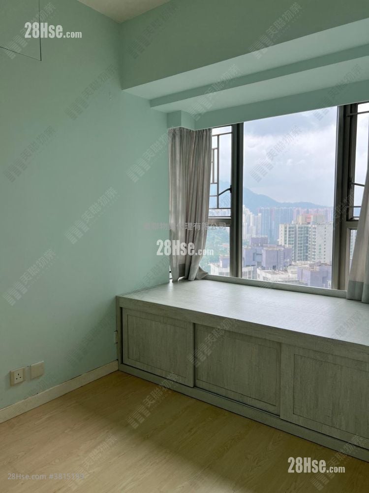 Park Central Rental 3 Bedrooms , 1 Bathroom 547 ft²