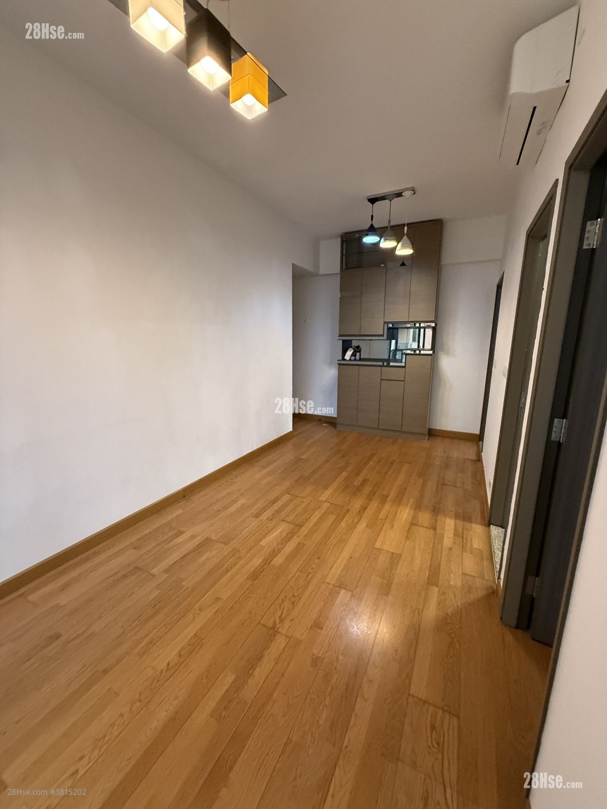 Heya Crystal Rental 1 Bedroom , 1 Bathroom 391 ft²