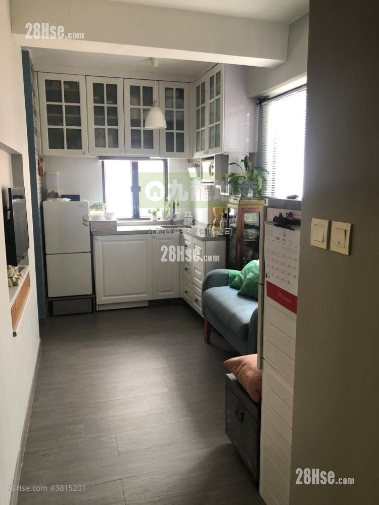 On Ning Building Sell 1 Bedroom , 1 Bathroom 250 ft²
