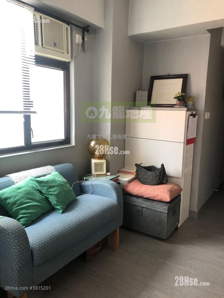 On Ning Building Sell 1 Bedroom , 1 Bathroom 250 ft²