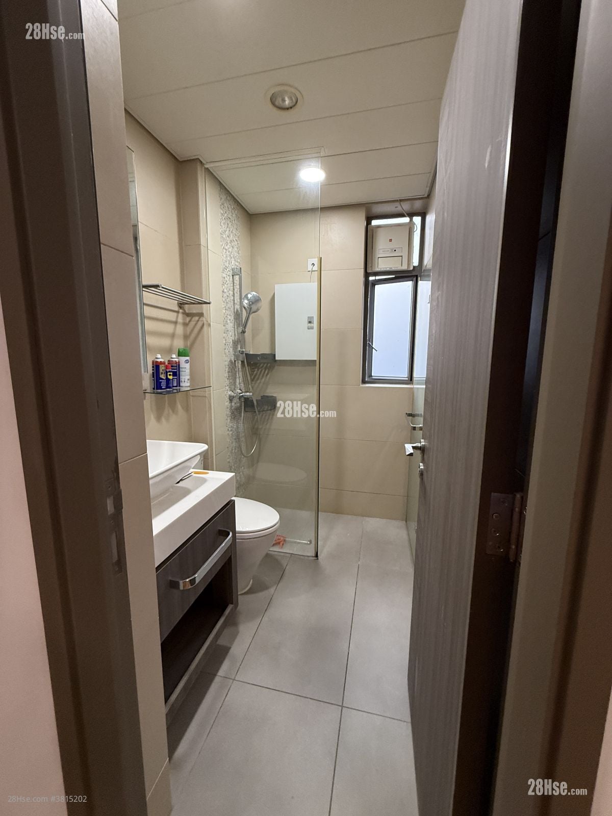 Heya Crystal Rental 1 Bedroom , 1 Bathroom 391 ft²