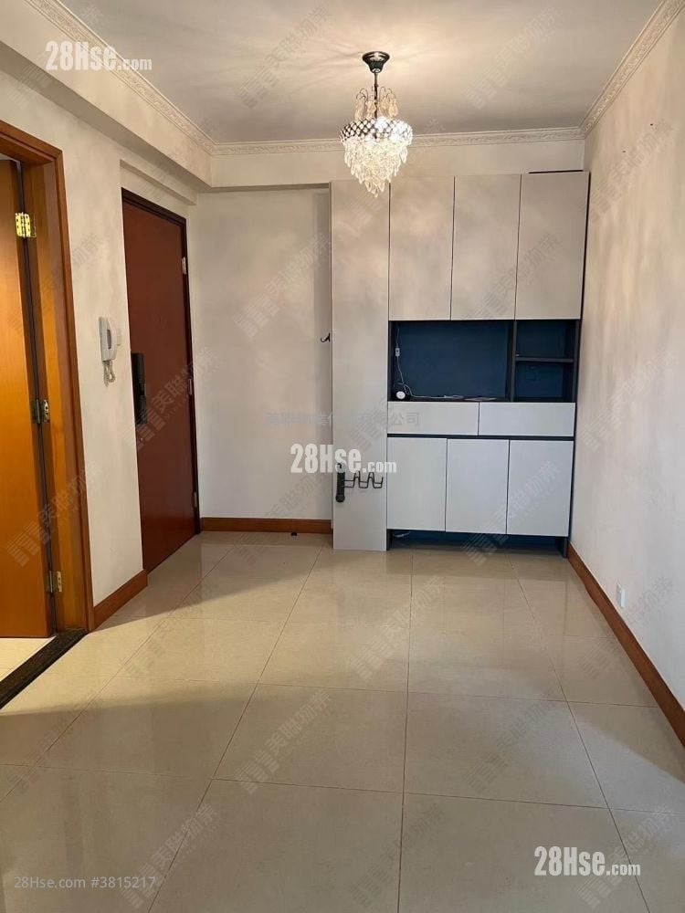 The Grandiose Block 1, Unit H. Rental 2 Bedrooms , 1 Bathroom 471 ft²