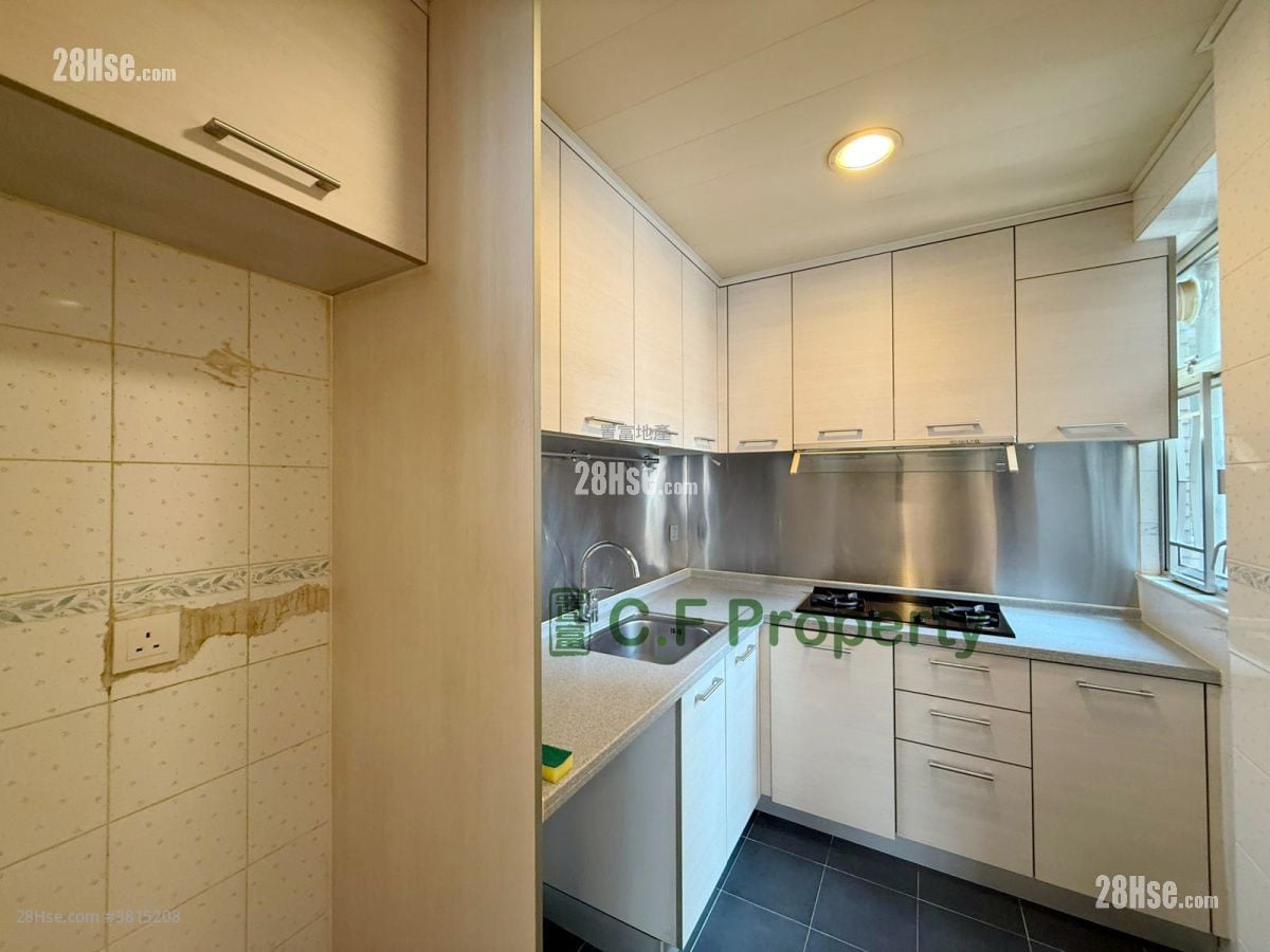 Greenknoll Court Rental 2 Bedrooms , 1 Bathroom