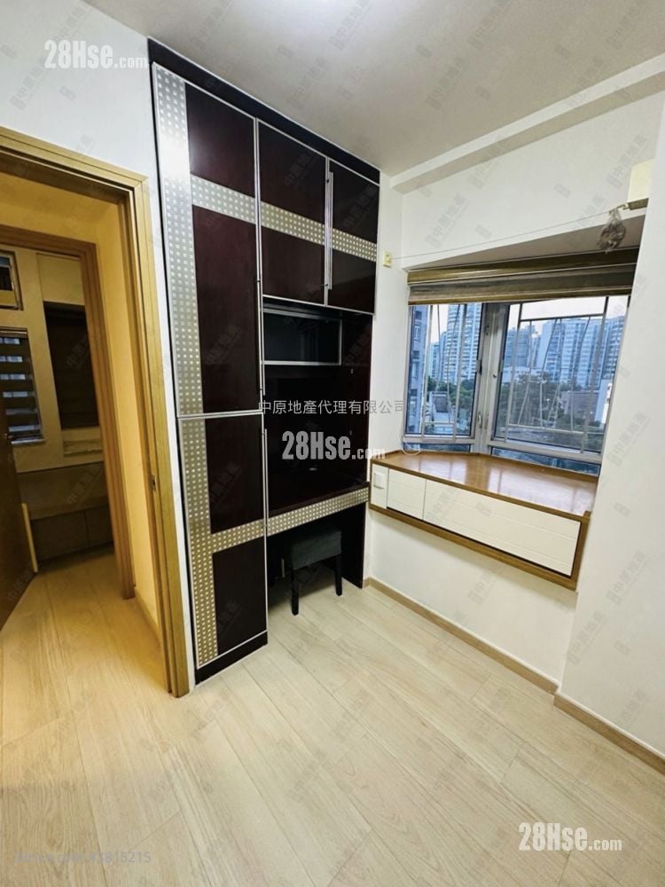 New Kwai Fong Gardens Sell 2 Bedrooms , 1 Bathroom 415 ft²