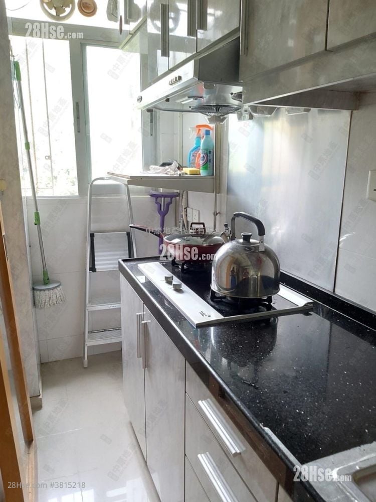 King Tsui Court Sell 2 Bedrooms , 1 Bathroom 544 ft²