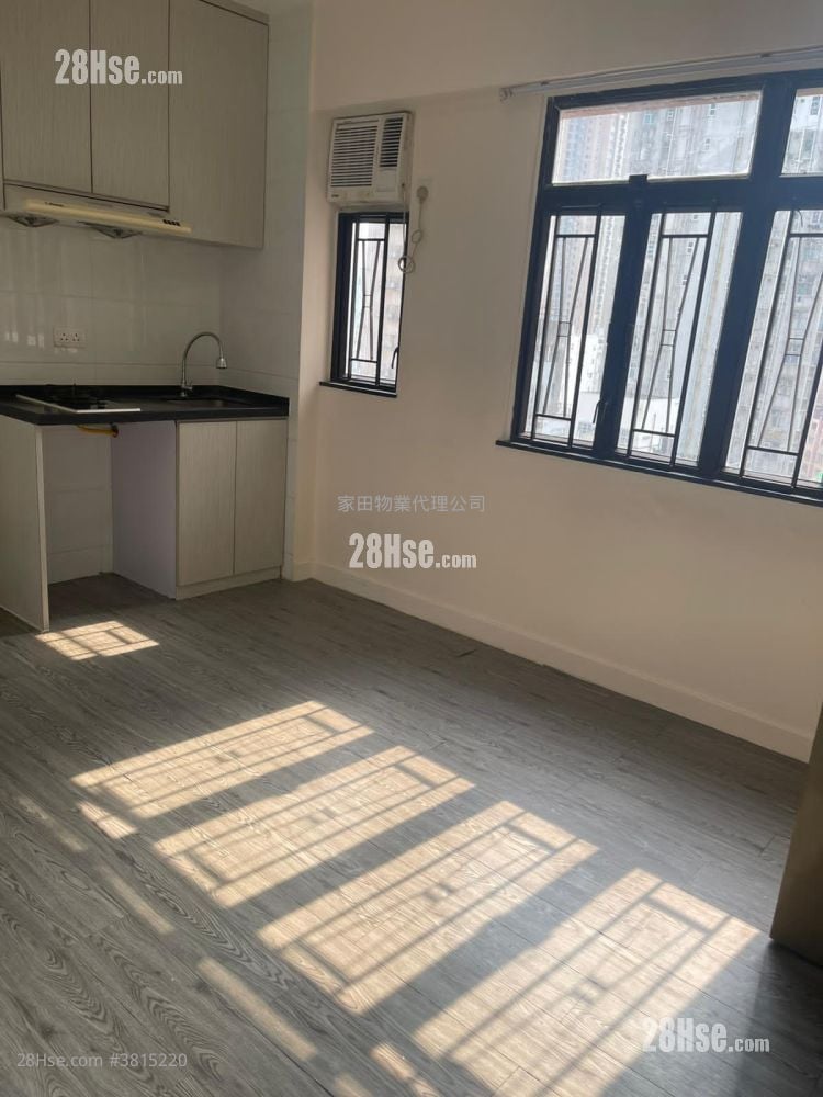 昌富大厦 租盘 2 房 385 平方尺