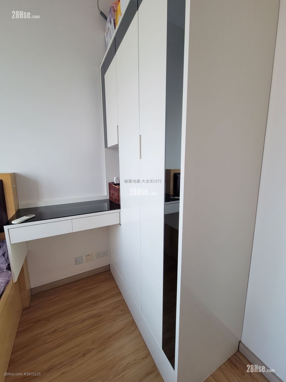 Lime Stardom Rental 2 Bedrooms , 1 Bathroom 468 ft²