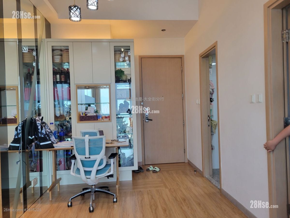 Lime Stardom Rental 2 Bedrooms , 1 Bathroom 468 ft²