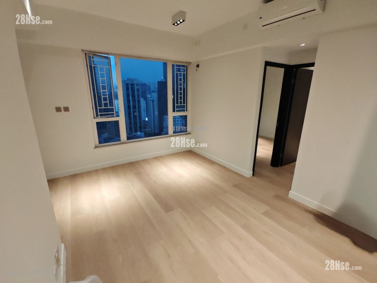 Metroregalia Rental 3 Bedrooms , 2 Bathrooms 767 ft²