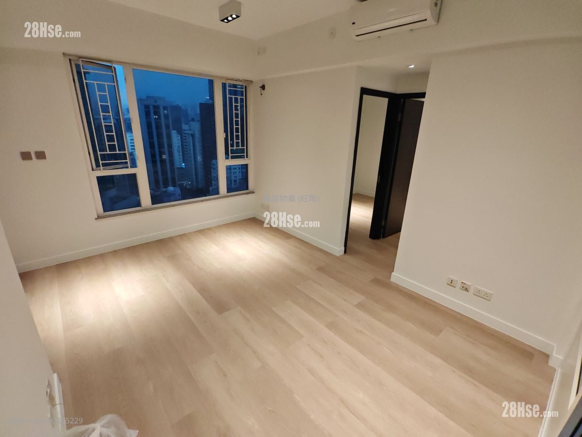 Metroregalia Rental 3 Bedrooms , 2 Bathrooms 767 ft²