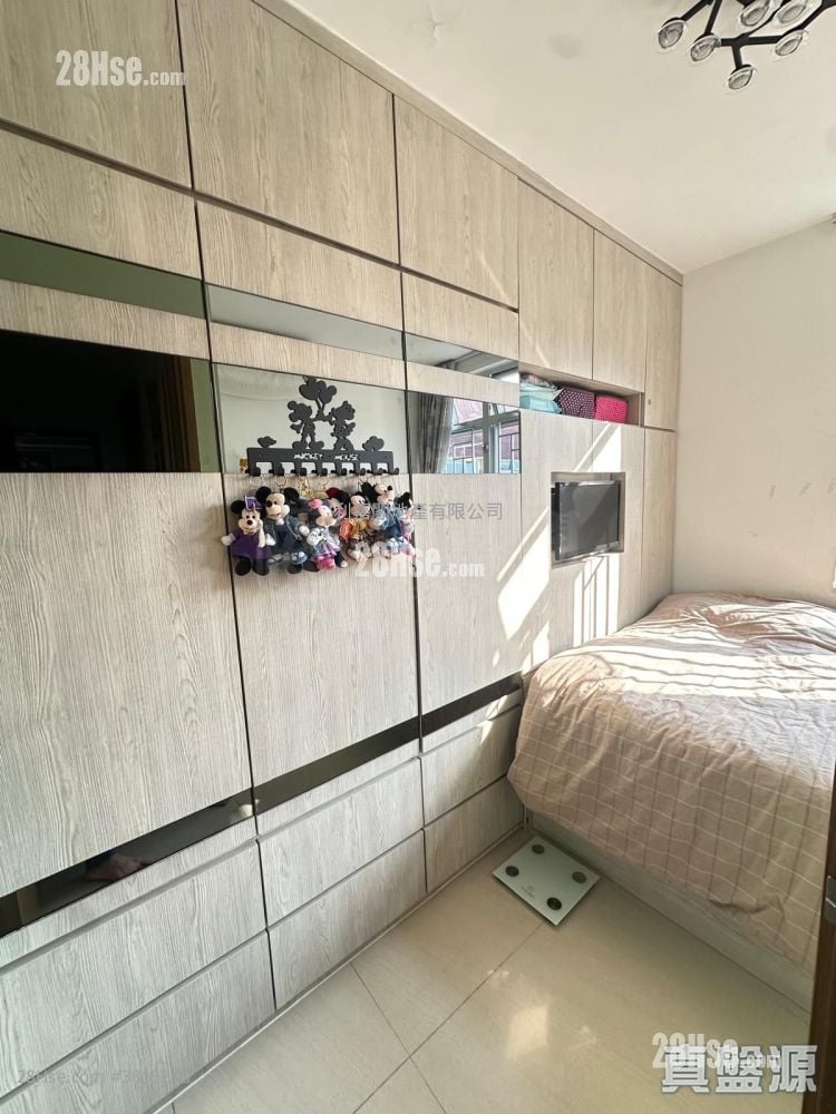 美孚新邨 售盘 2 房 , 2 浴室 591 平方尺