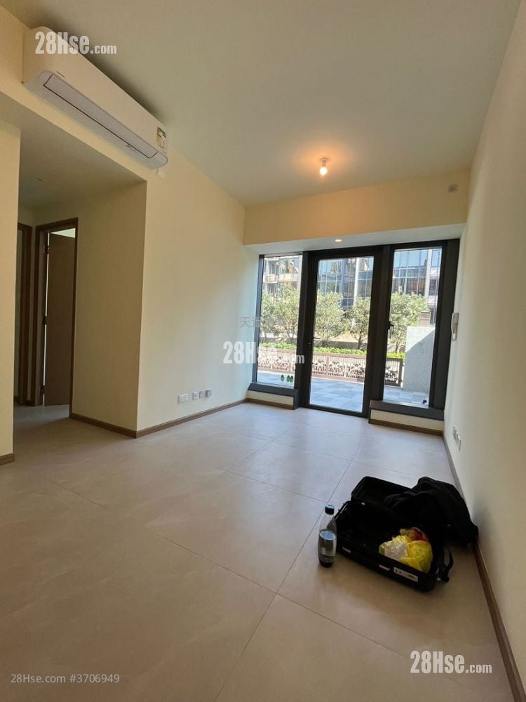 #LYOS 租盤 2 房 , 1 浴室 443 平方呎