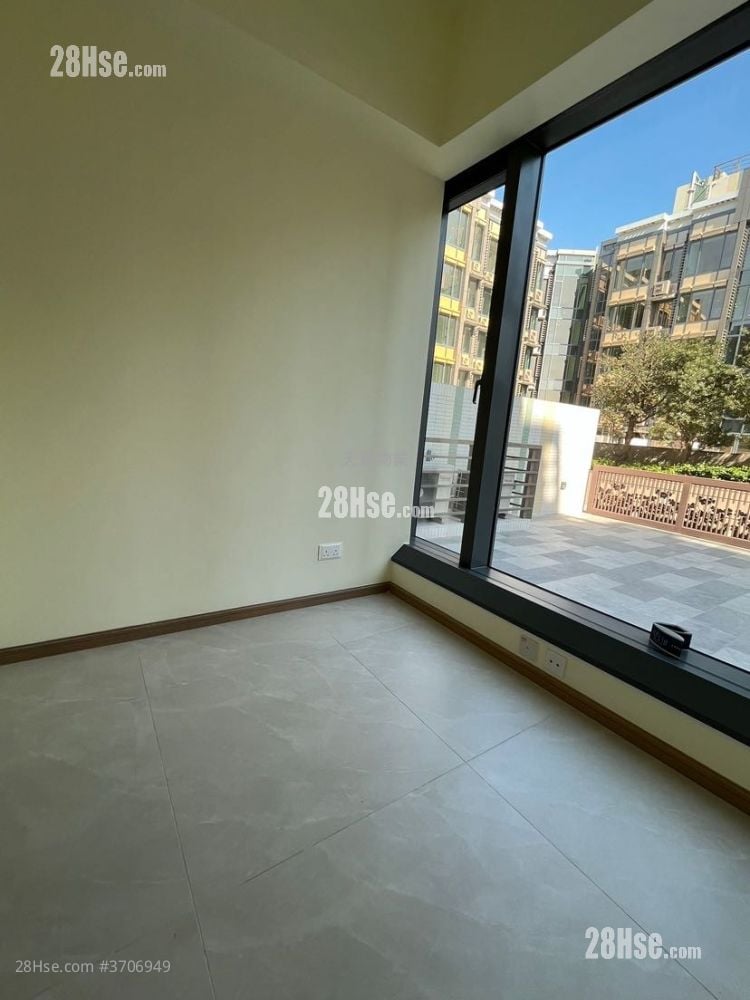 #LYOS 租盤 2 房 , 1 浴室 443 平方呎