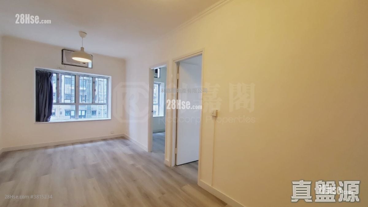 美乐阁 售盘 2 房 395 平方尺