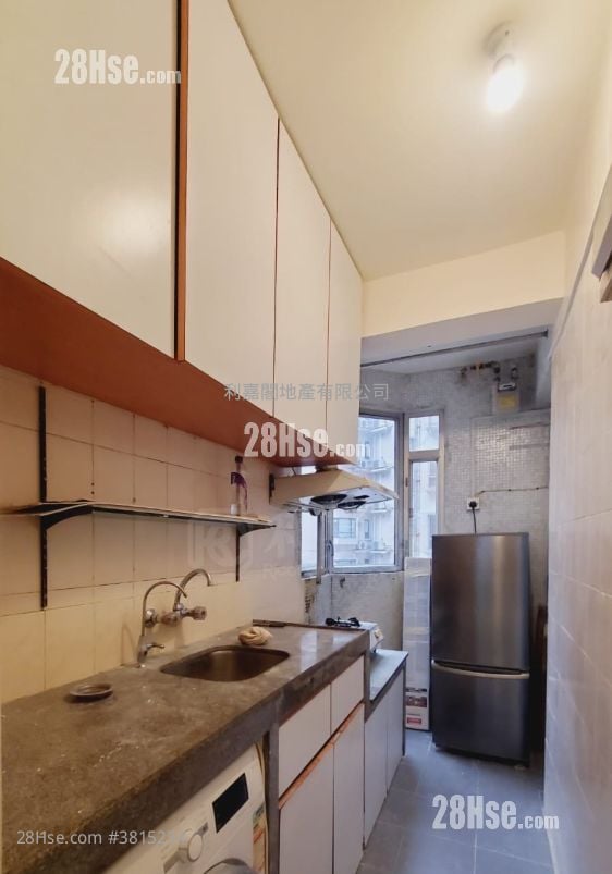 美乐阁 售盘 2 房 395 平方尺