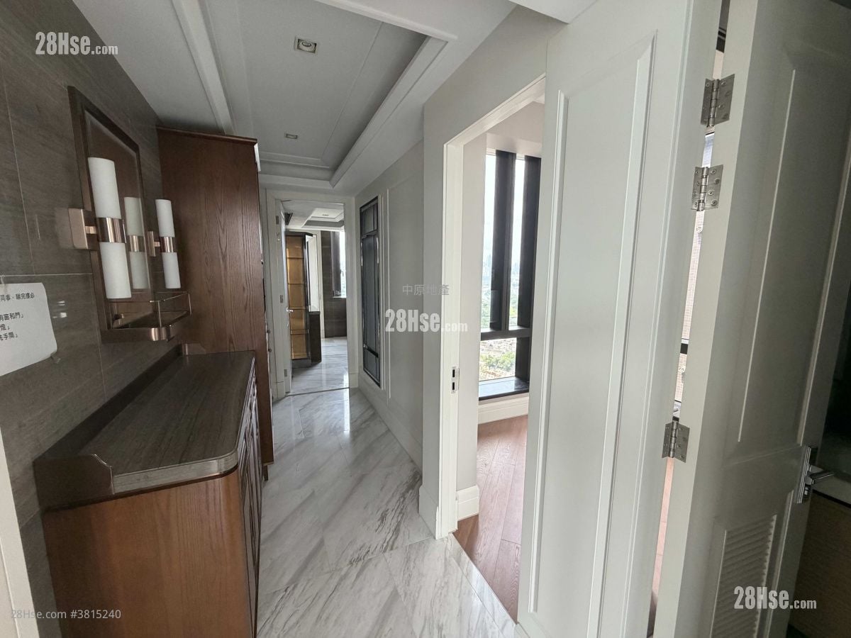 Eden Manor Rental 5+ Bedrooms , 3 Bathrooms 1,803 ft²