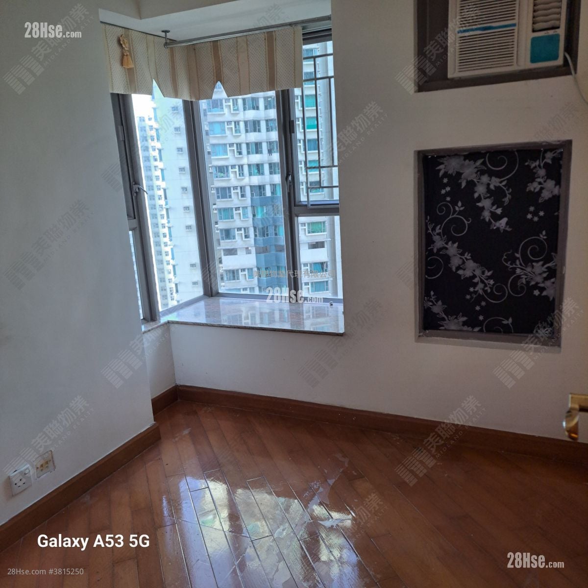 Block 3, The Grand Bay, Tseung Kwan O Rental 3 Bedrooms , 1 Bathroom 618 ft²