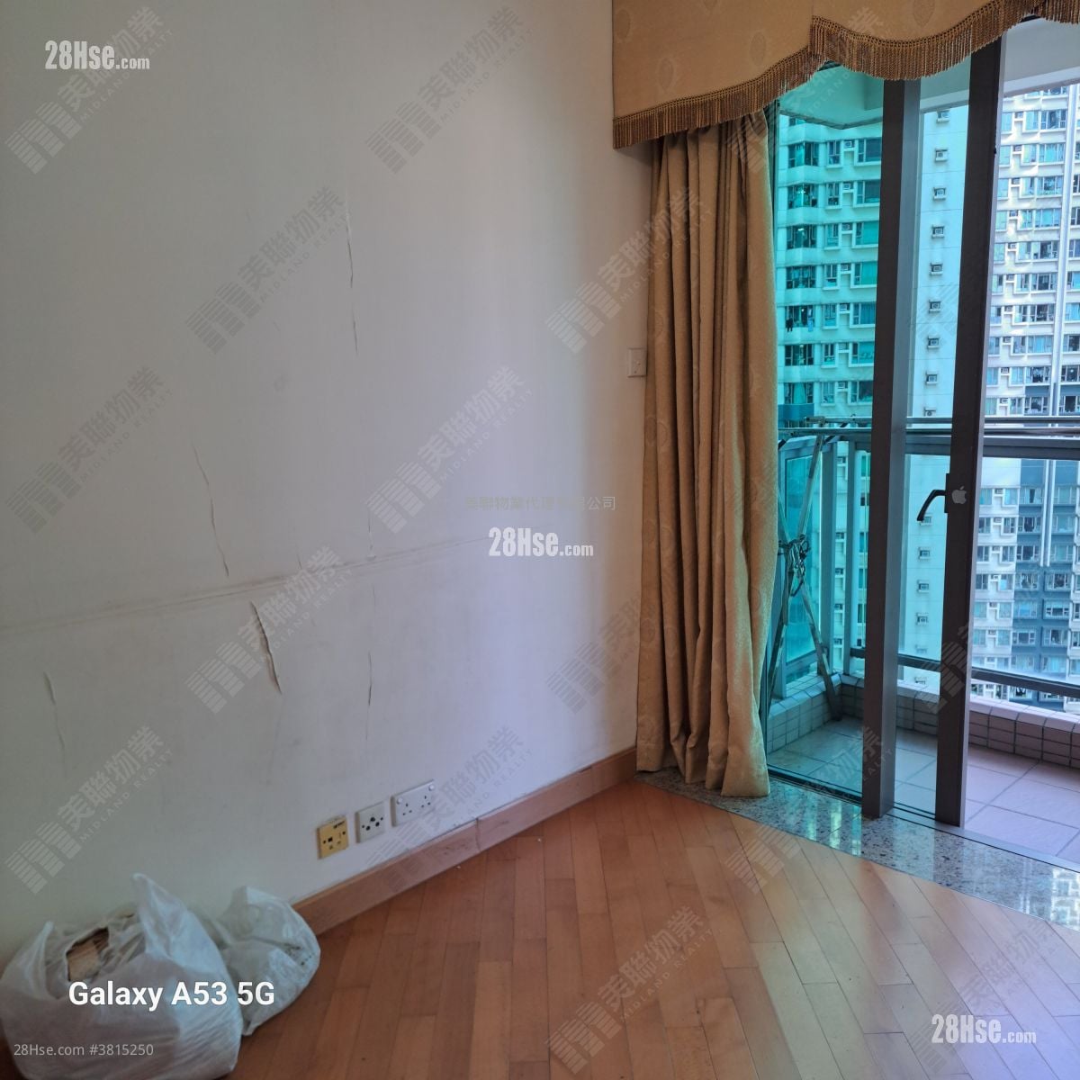 Block 3, The Grand Bay, Tseung Kwan O Rental 3 Bedrooms , 1 Bathroom 618 ft²