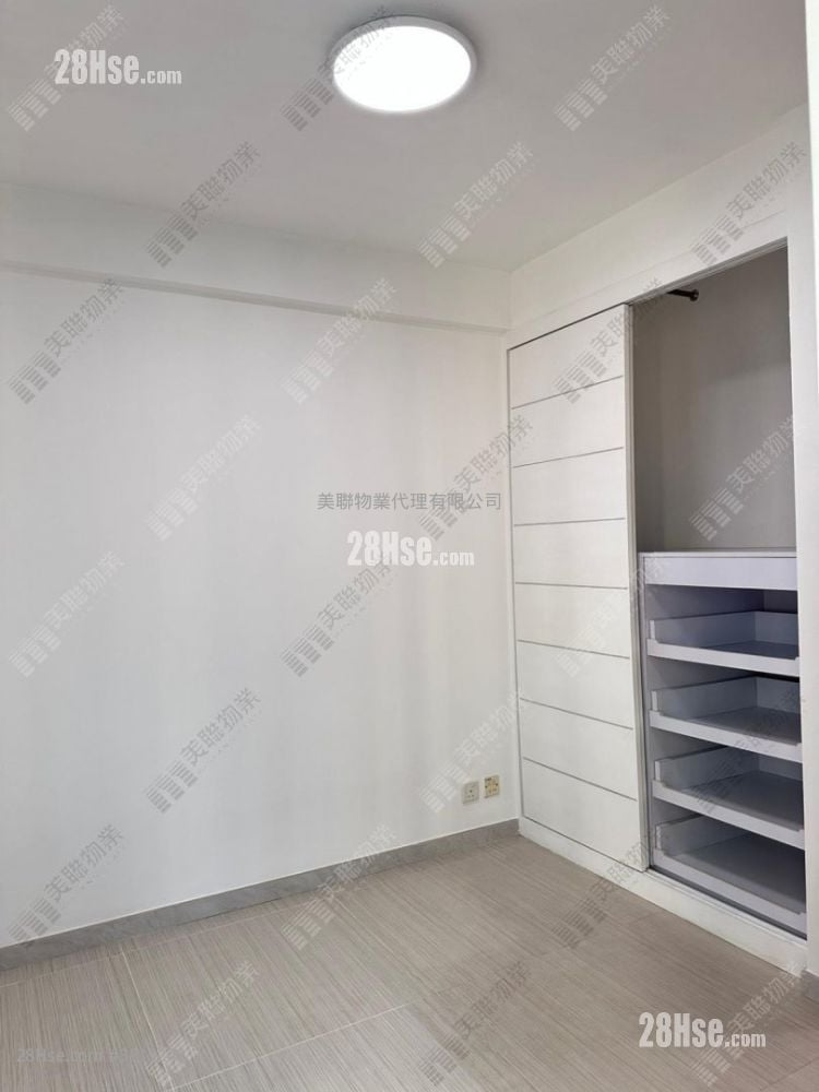 Ocean Shores Sell 3 Bedrooms , 1 Bathroom 603 ft²