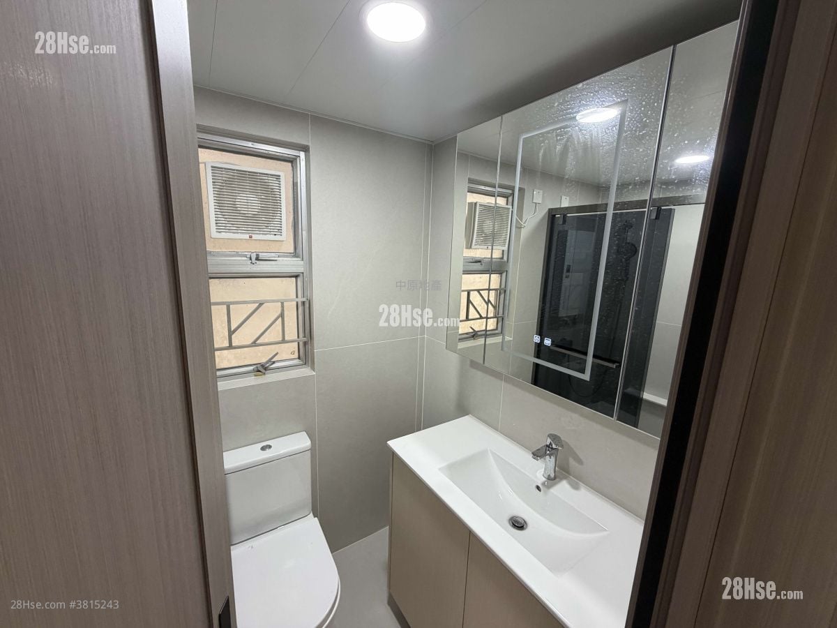 龙丰花园 租盘 3 房 , 1 浴室 502 平方尺