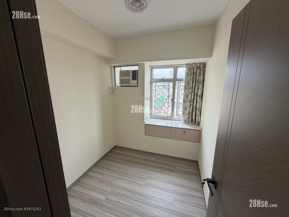 龙丰花园 租盘 3 房 , 1 浴室 502 平方尺