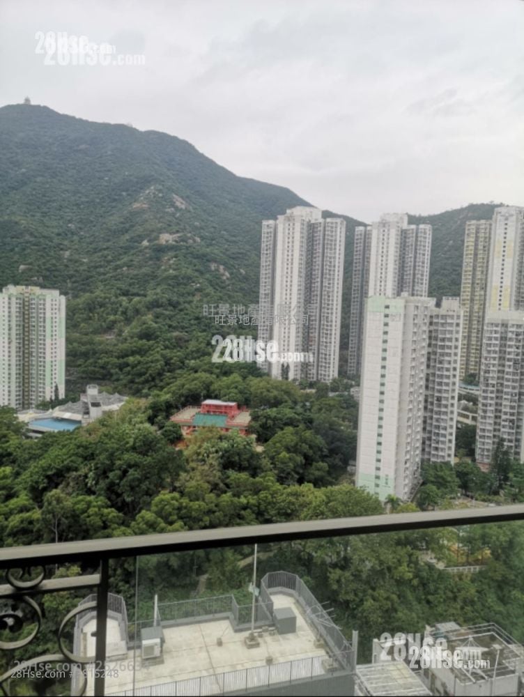 Grand Garden Rental 2 Bedrooms 475 ft²