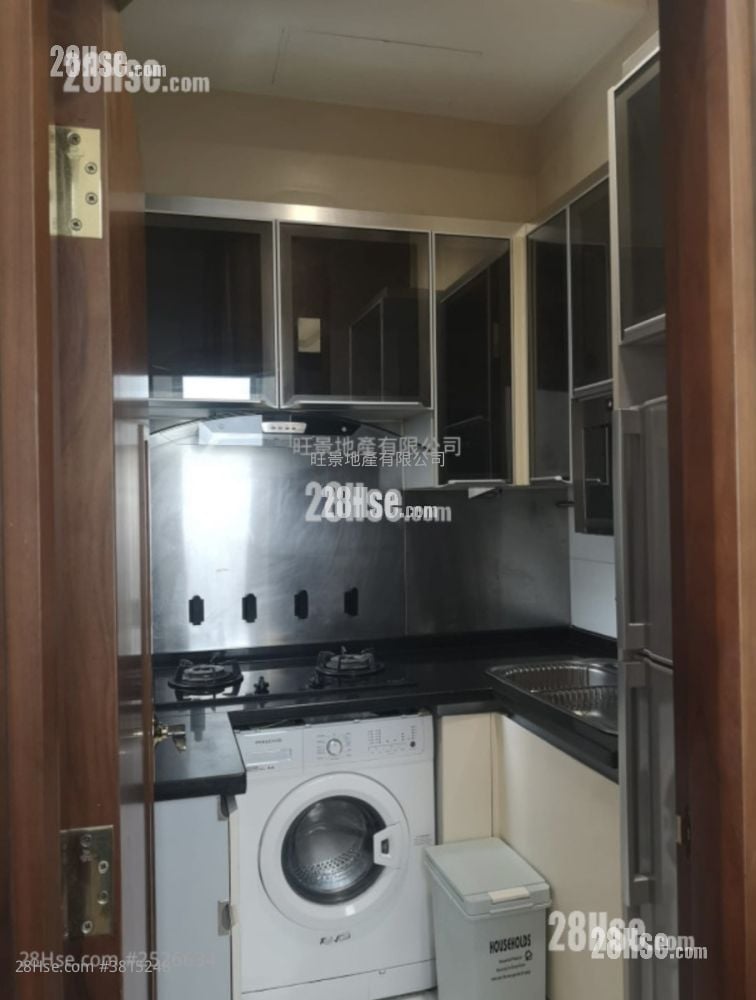 Grand Garden Rental 2 Bedrooms 475 ft²