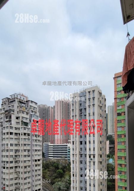 Kam Pui Building Sell 2 Bedrooms , 2 Bathrooms 371 ft²