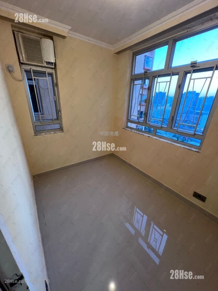 Amoy Gardens Sell 2 Bedrooms 390 ft²