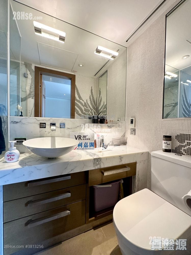 Eight South Lane Sell 1 Bedroom , 1 Bathroom 315 ft²