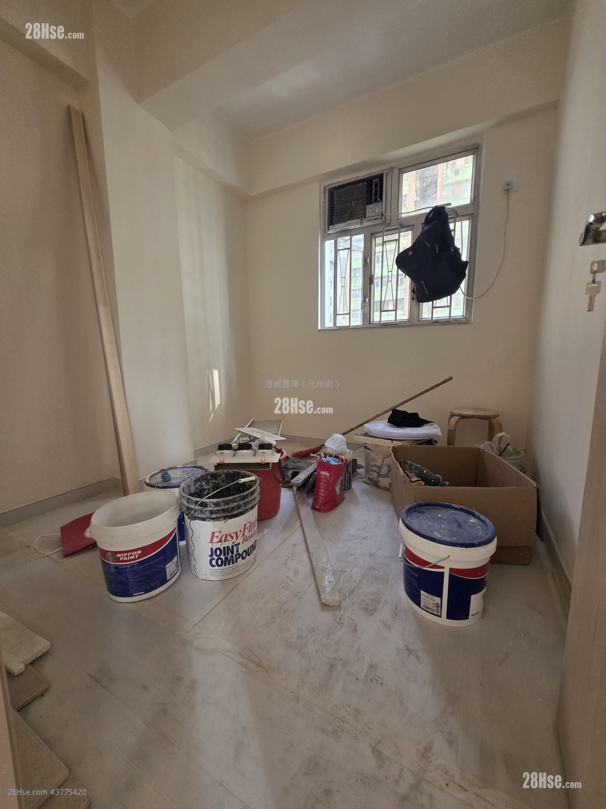 Kam Pui Building Sell 2 Bedrooms 371 ft²