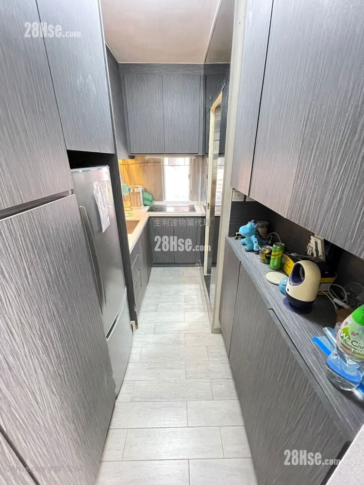 Kam Shing House Rental 2 Bedrooms , 1 Bathroom 313 ft²
