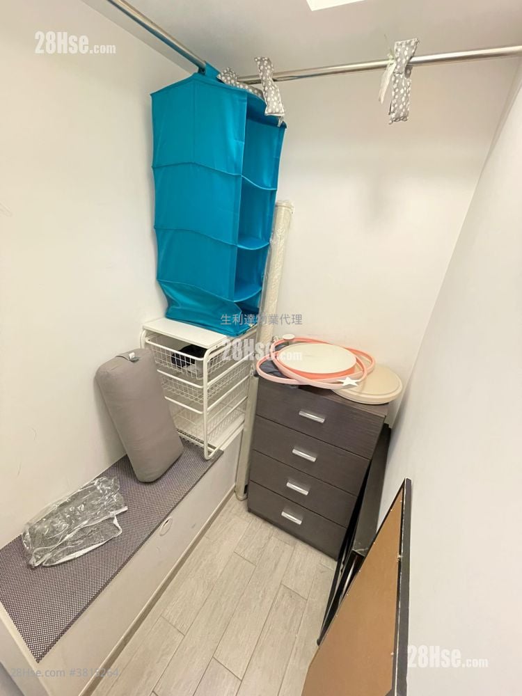 Kam Shing House Rental 2 Bedrooms , 1 Bathroom 313 ft²