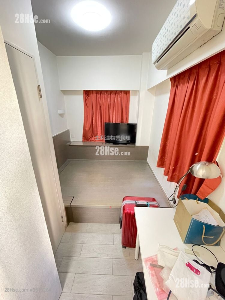 Kam Shing House Rental 2 Bedrooms , 1 Bathroom 313 ft²