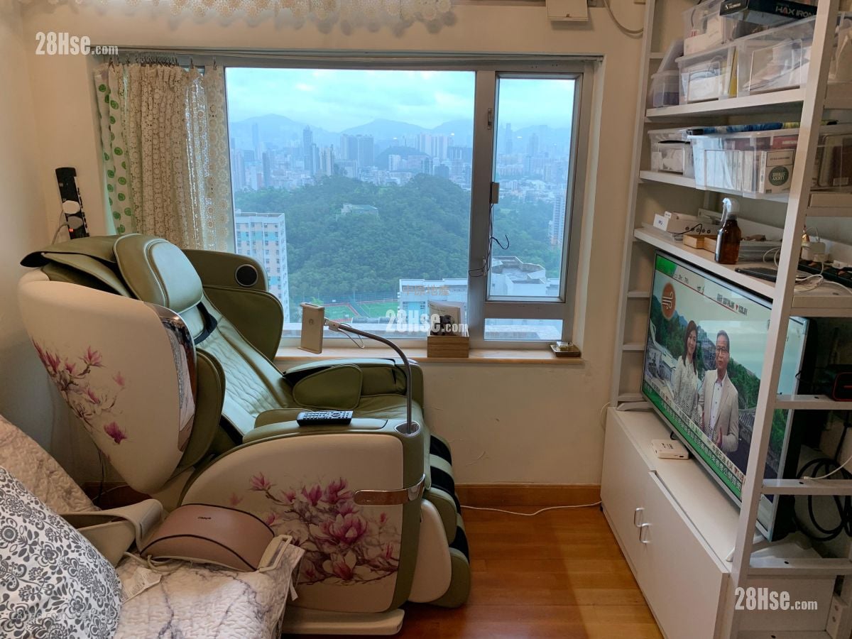 Ka Keung Court Sell 2 Bedrooms 407 ft²