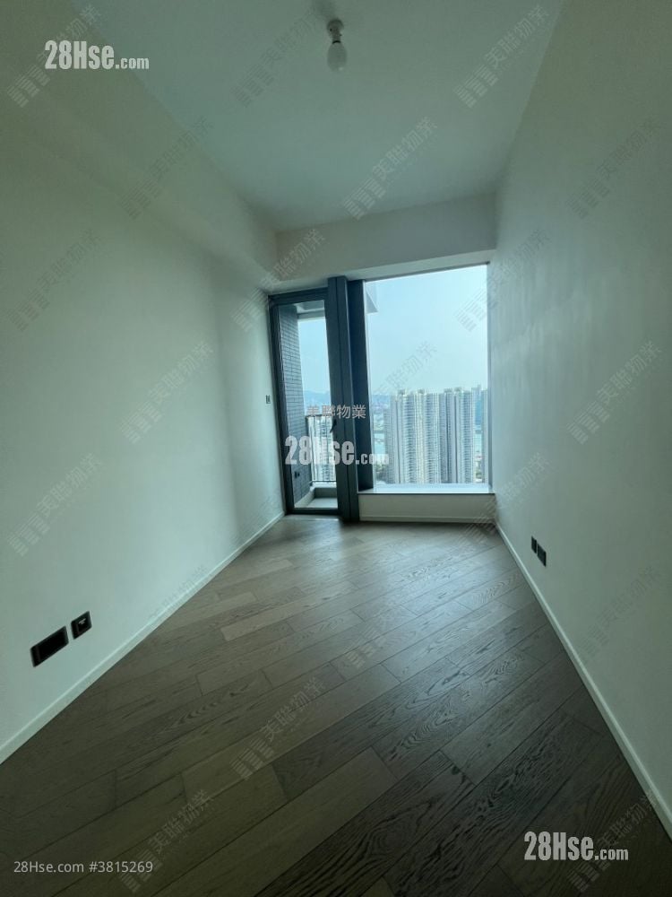 bedroom 2: The Pavilia Bay Rental 2 Bedrooms , 1 Bathroom 551 ft²