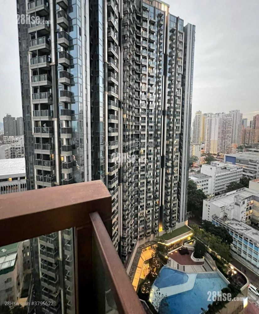 High One Grand Sell 1 Bedroom , 1 Bathroom 295 ft²