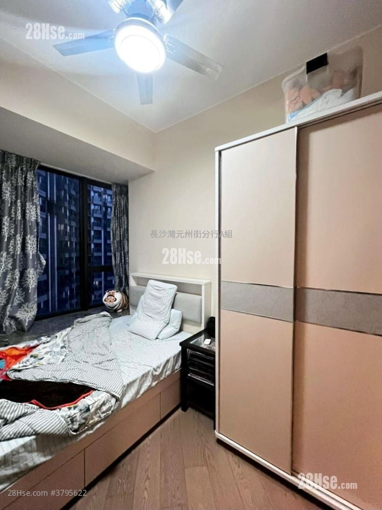 High One Grand Sell 1 Bedroom , 1 Bathroom 295 ft²