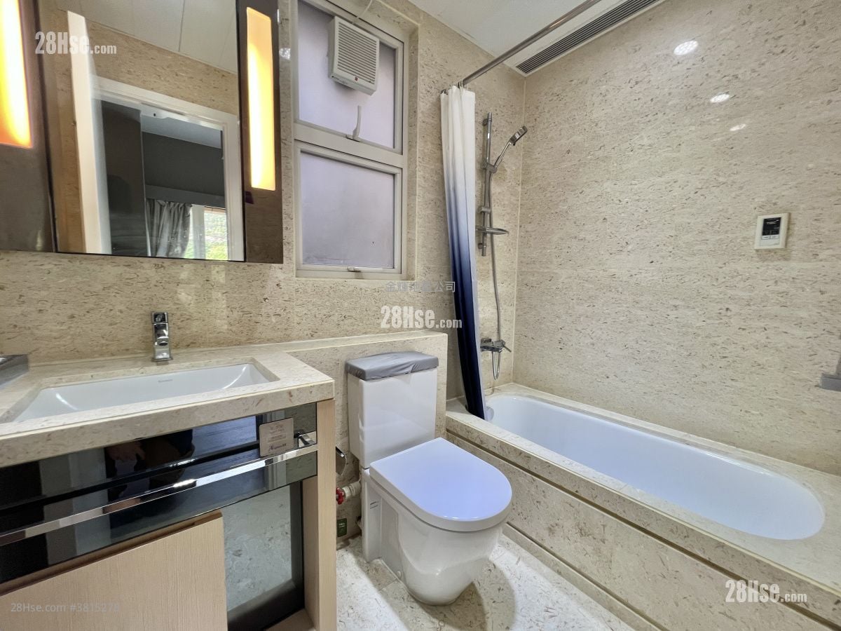 Avignon Rental 3 Bedrooms , 2 Bathrooms 698 ft²